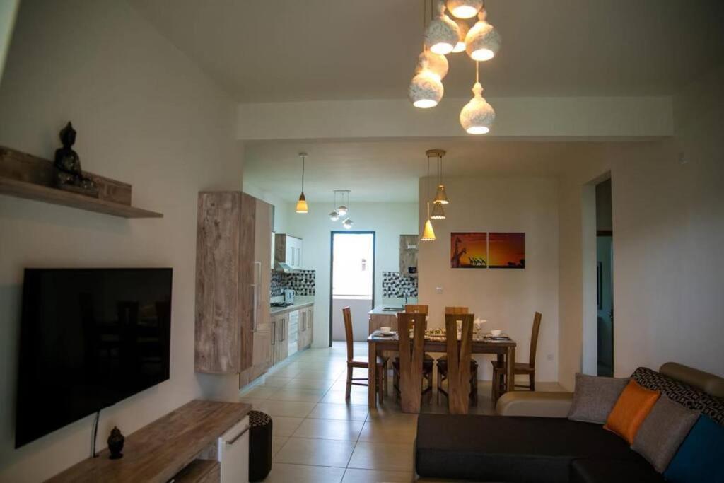 Entire Luxury 3 Bedroom Condo For Rent - Flic-En-Flac - Close To Beach Luaran gambar